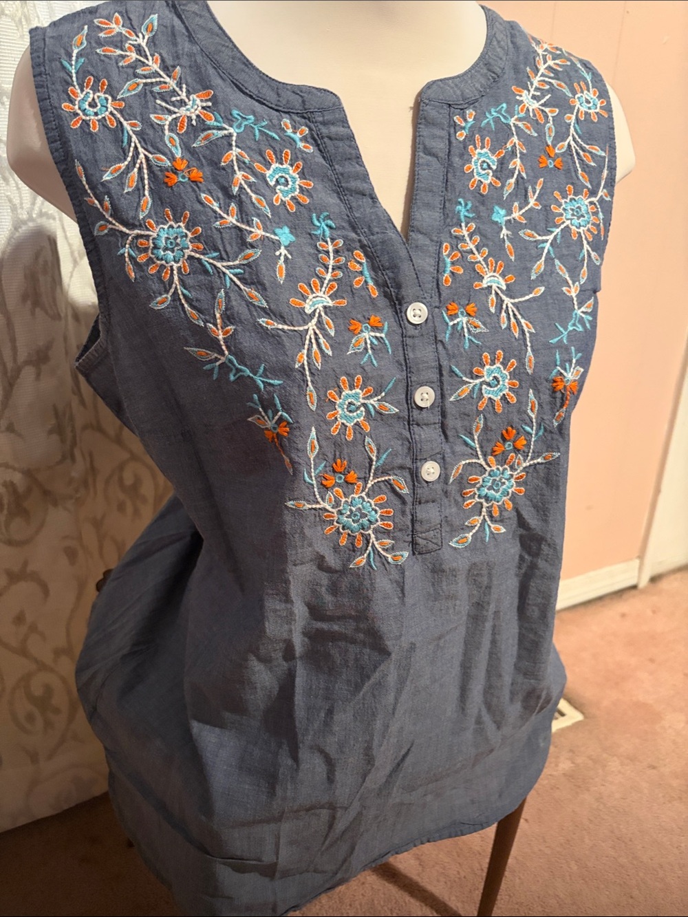 croft & barrow Slate Blue Sleeveless Embroidered Henley Cami